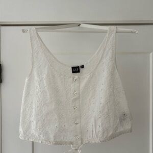 Gap Broderie Crop Top